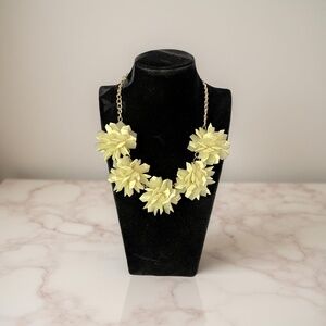 B049  Yellow Floral Necklace  Spring Blossom Chunky Petal Design  BUNDLE & SAVE